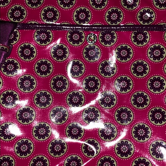 Vera Bradley Frills Berry Messenger Cross Body Bag - Picture 3 of 8